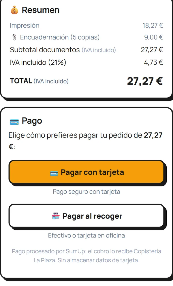 El resumen del pedido con el total con IVA y los botones «Pagar con tarjeta» y «Pagar al recoger».